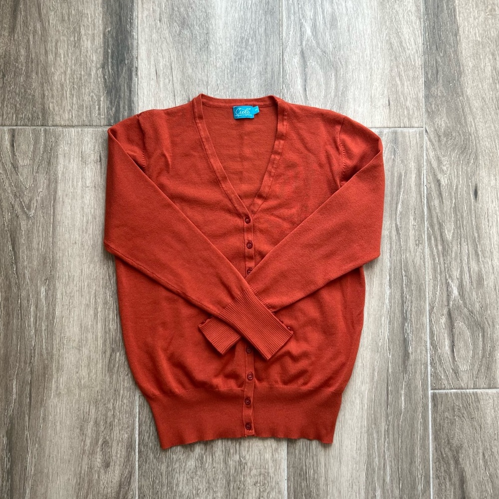 Lovely deep orange viscose button down sweater size S